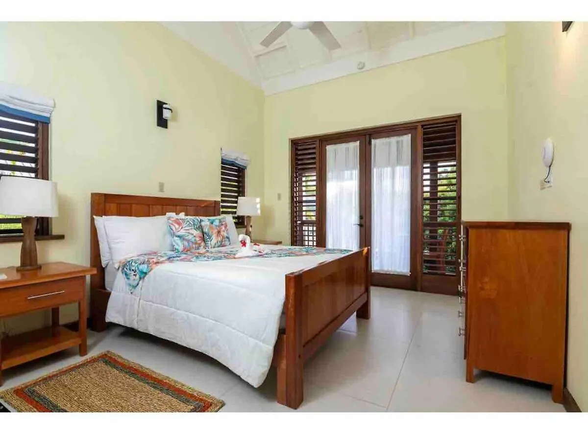 Naseberry Lodge At Oracabessa Hill Cottages -Cozy 2-Bedroom Villa 0*,  Jamaica