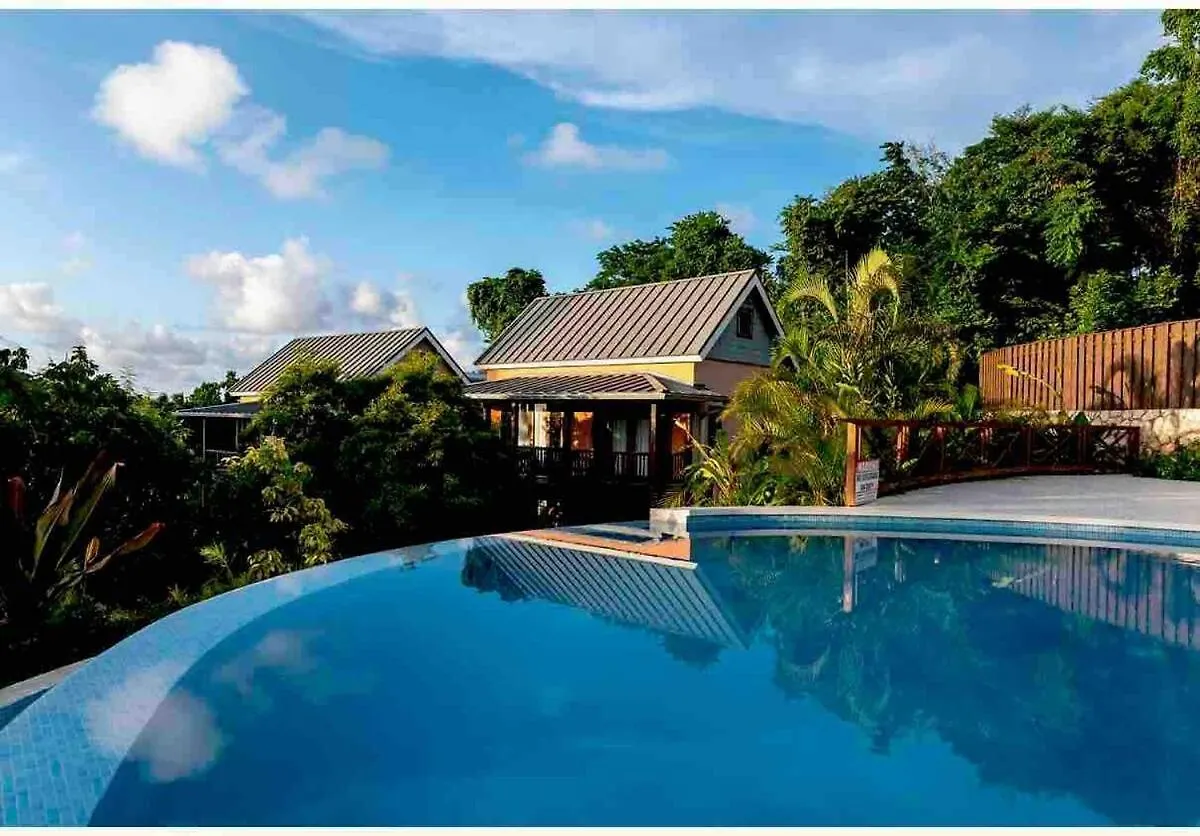 Naseberry Lodge At Oracabessa Hill Cottages -Cozy 2-Bedroom Villa